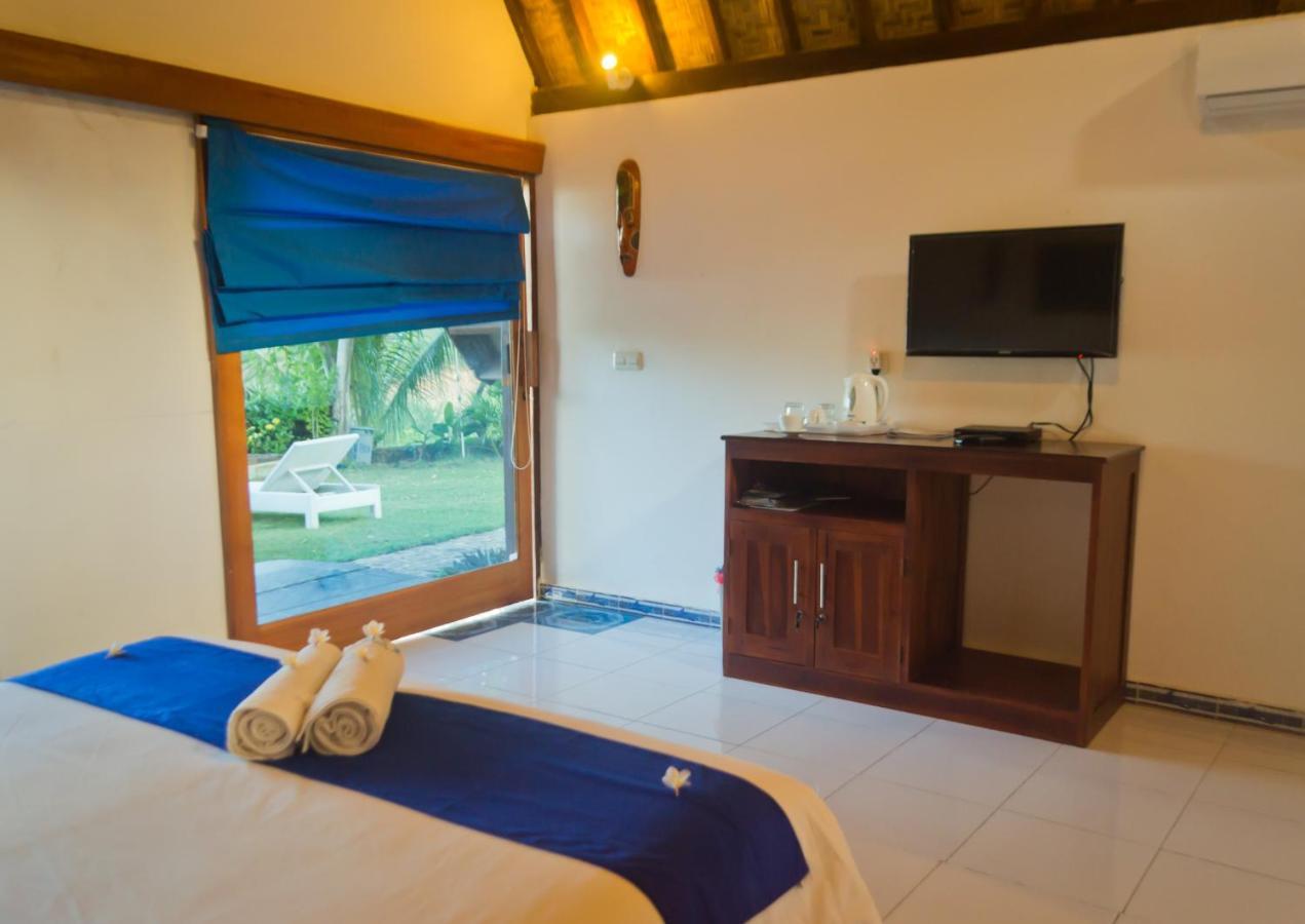 Blue Monkey Retreat Areguling Lombok Hotel Exterior photo