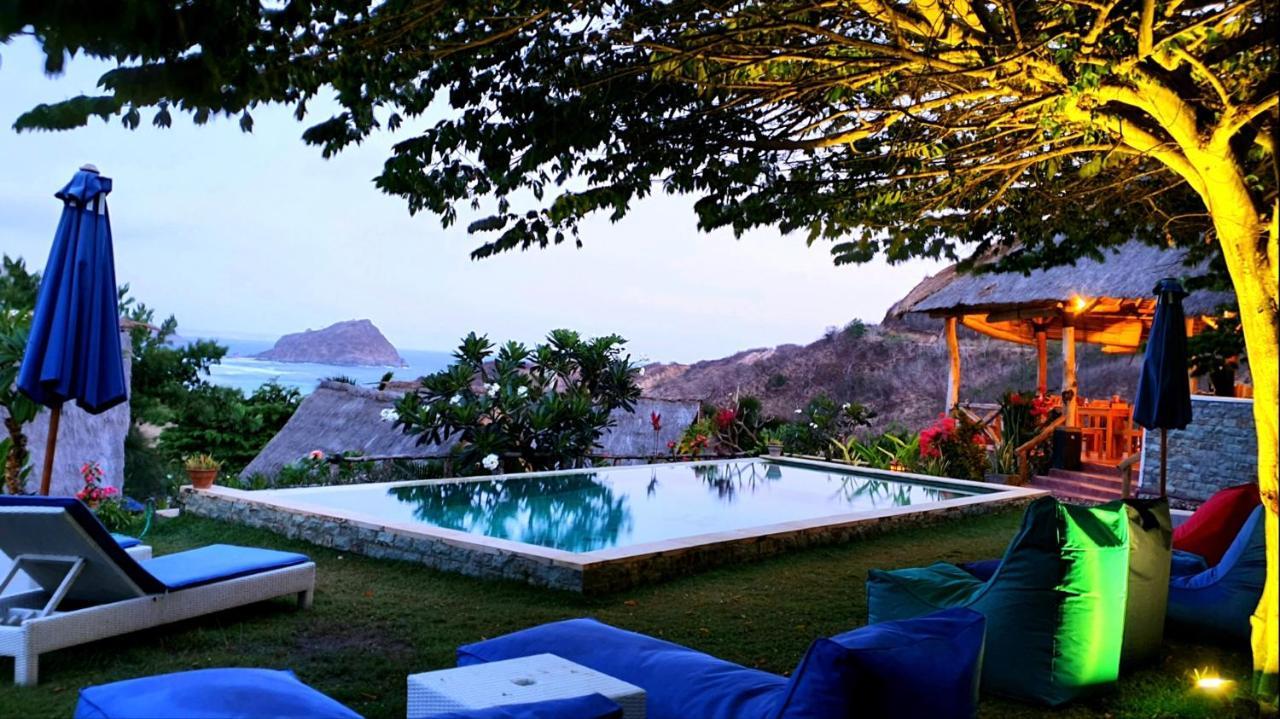 Blue Monkey Retreat Areguling Lombok Hotel Exterior photo