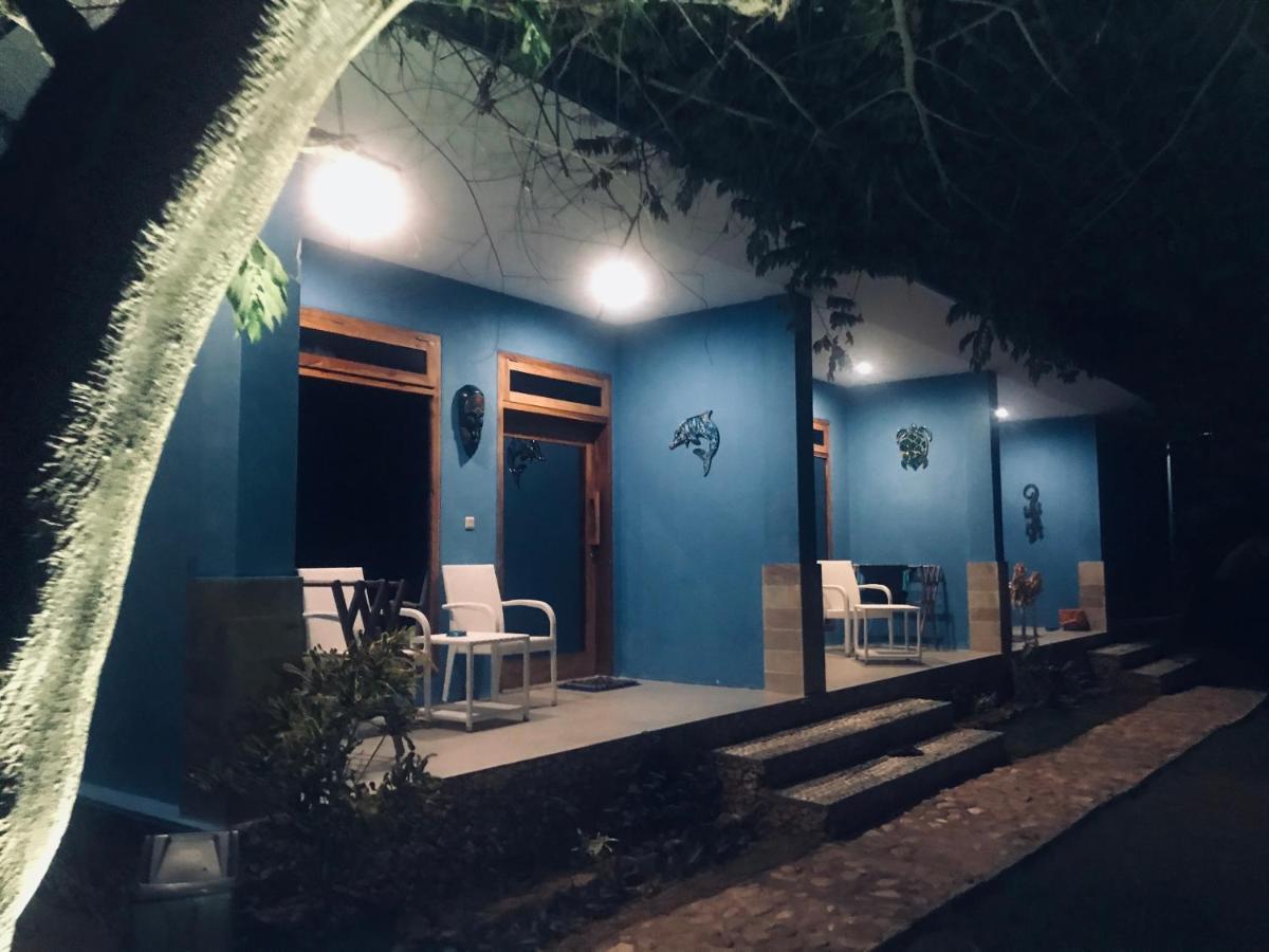 Blue Monkey Retreat Areguling Lombok Hotel Exterior photo