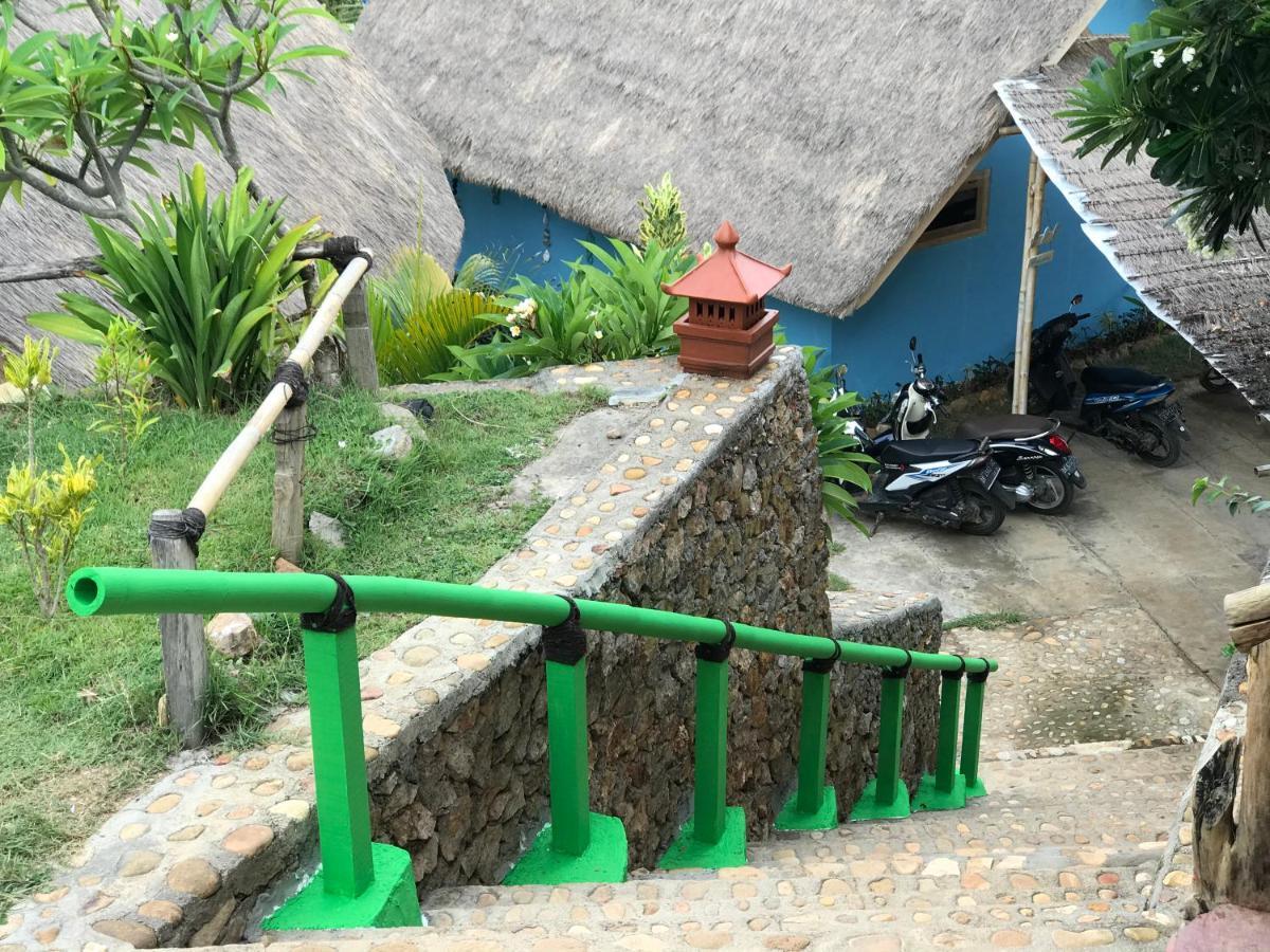 Blue Monkey Retreat Areguling Lombok Hotel Exterior photo