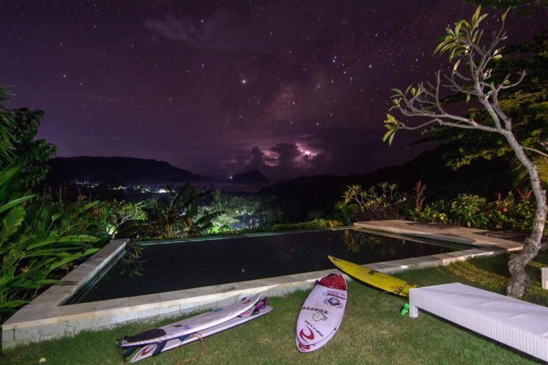 Blue Monkey Retreat Areguling Lombok Hotel Exterior photo